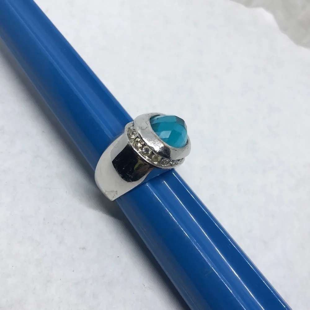 𝅺Vintage silver tone faux topaz costume ring statement JA
